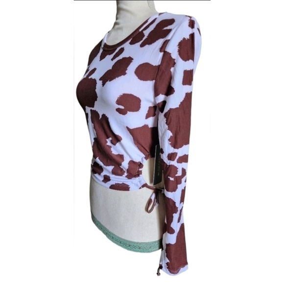 Love Dazed Brown Cow Print Side Keyhole Crop Top Women's Juniors M NWT - Picture 4 of 14